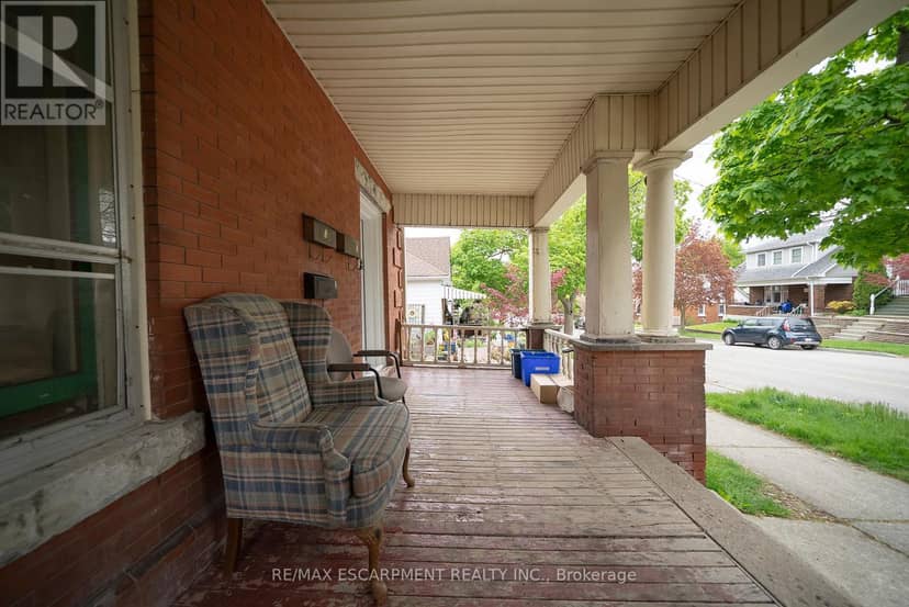 294 Darling Street — photo 7 of 33