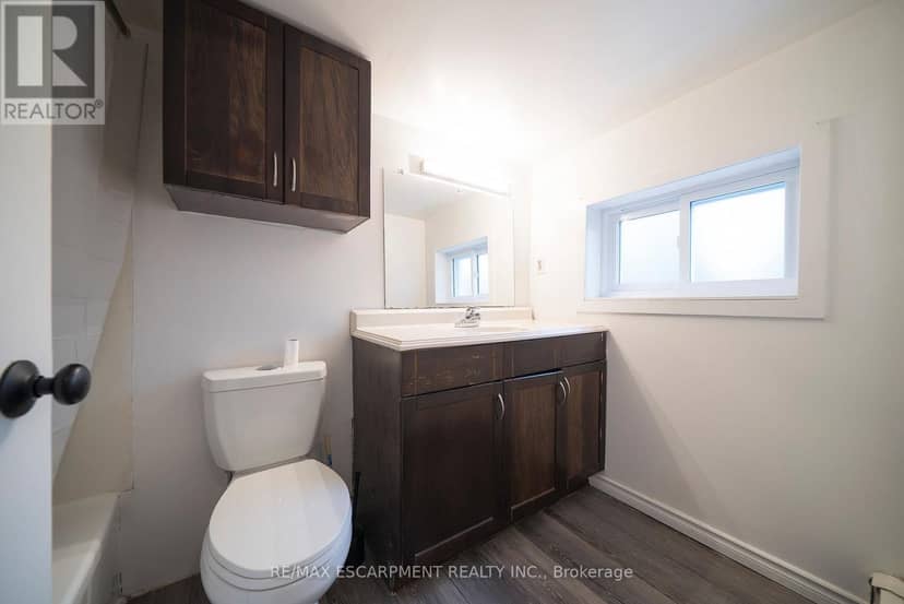 294 Darling Street — photo 9 of 33