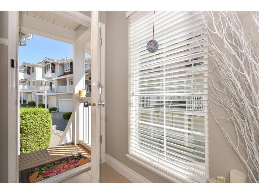 13 15030 58 AVENUE, Surrey, photo 2
