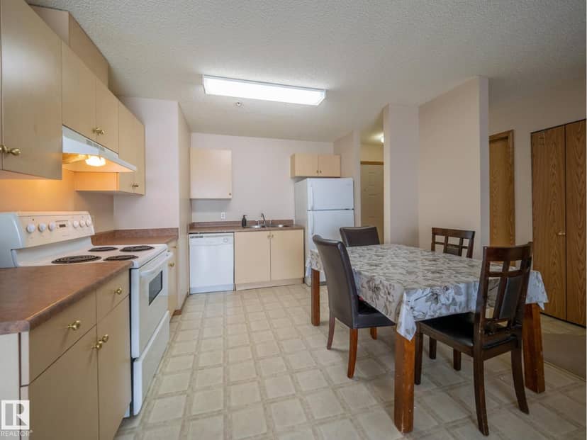 #205A 260 Spruce Ridge Rd, Spruce Grove, photo 2