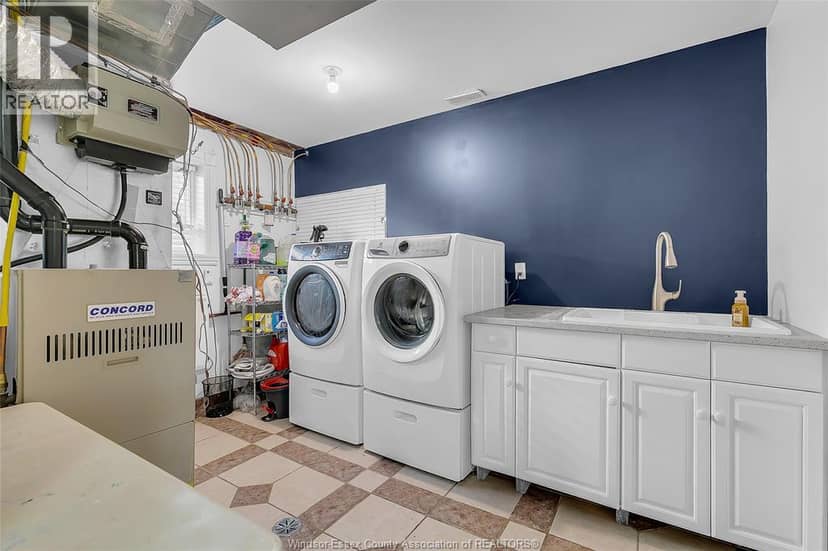 1377 Girard Drive — photo 34 of 40