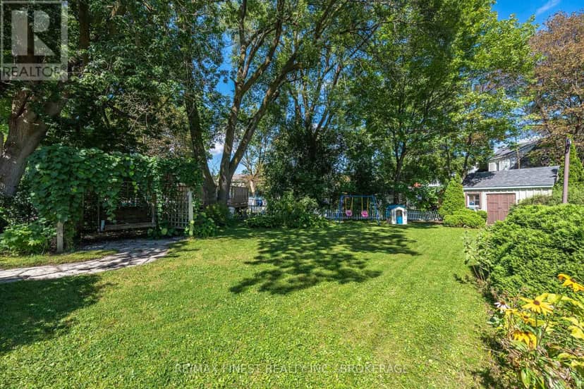 15 Alexander Street — photo 38 of 40