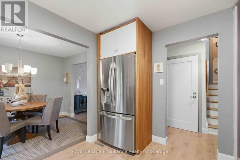 57 Tripp Boulevard — photo 11 of 24