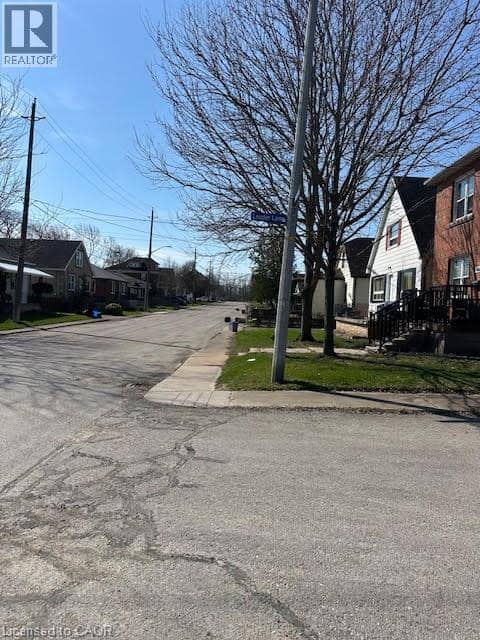 4077 HICKSON Avenue — photo 5 of 12