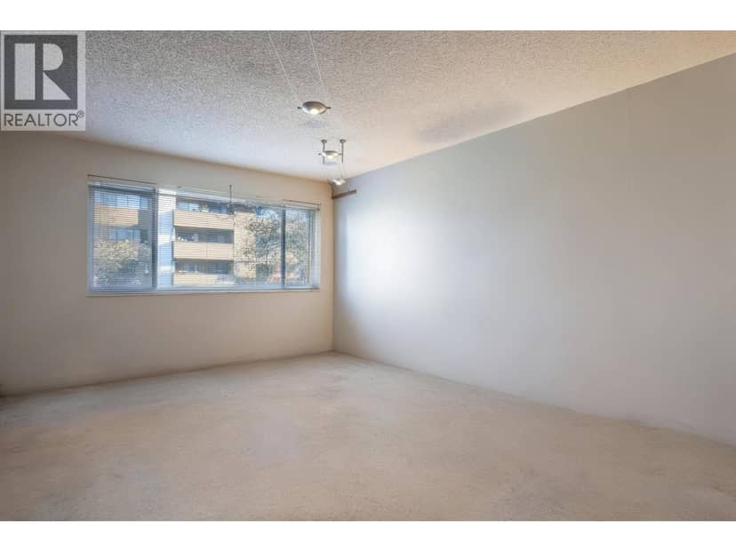111 7297 Moffatt Road, Richmond, photo 5