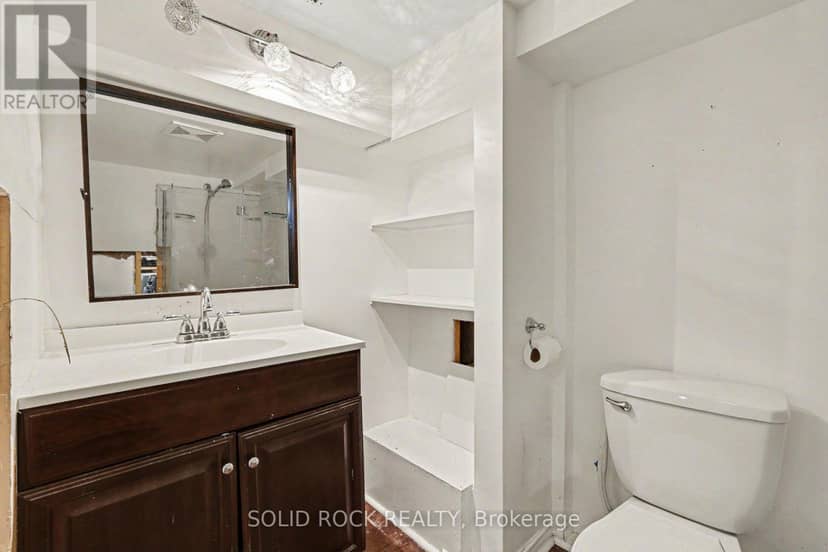889 Mountainview Avenue — photo 14 of 40