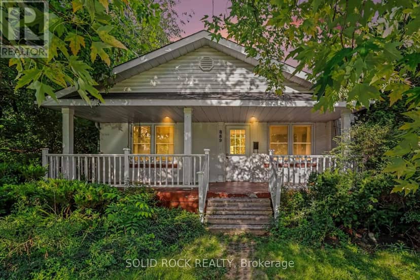 889 Mountainview Avenue — photo 38 of 40
