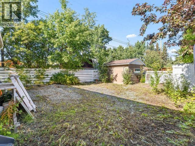 43 Cedar Crescent — photo 24 of 34