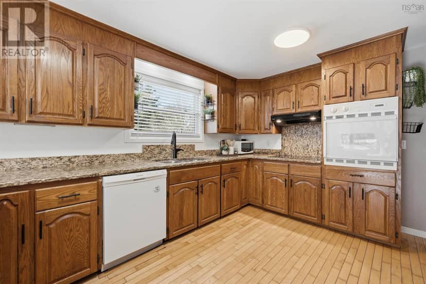330 Gabriel Road — photo 3 of 38