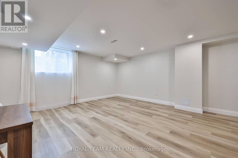 12 Spring Arbour Road — photo 27 of 38