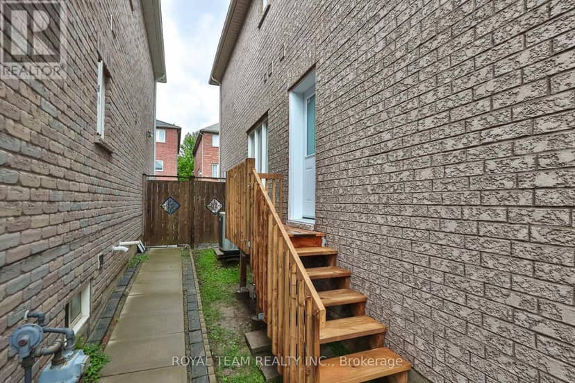 12 Spring Arbour Road — photo 31 of 38