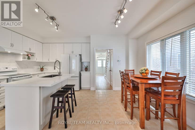 12 Spring Arbour Road — photo 4 of 38
