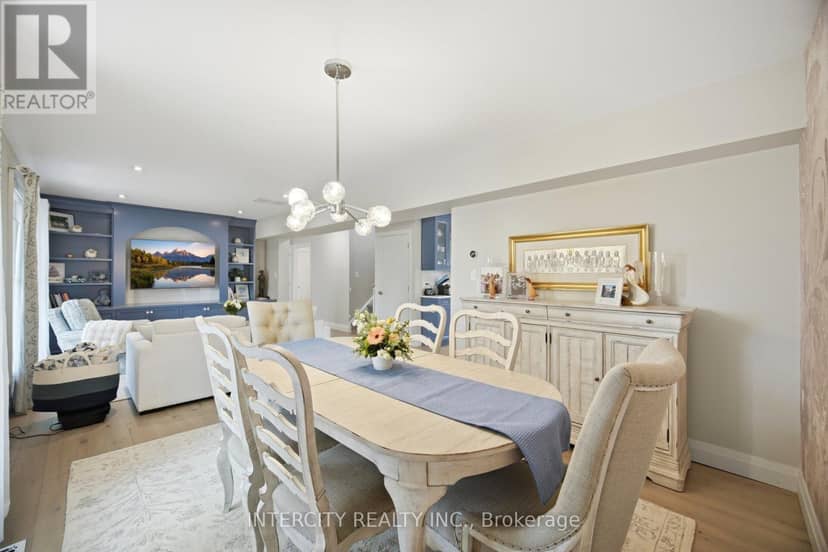 2262 Webb Street — photo 13 of 40