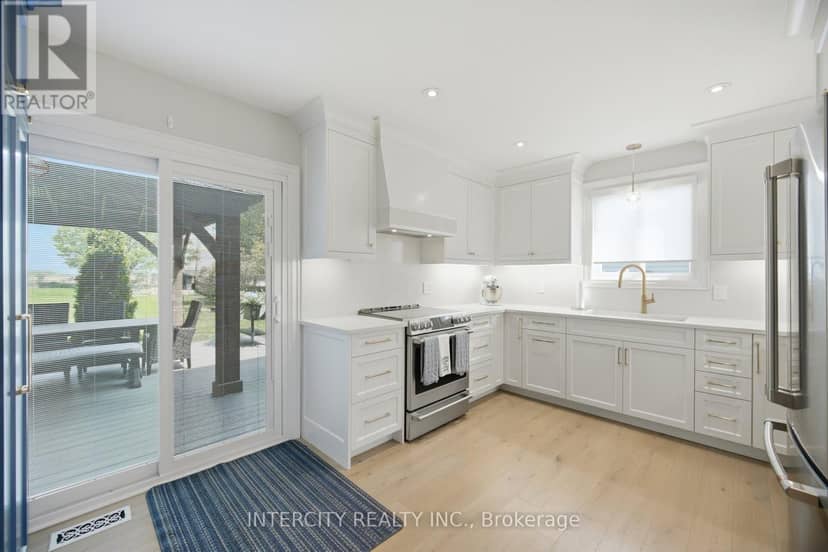 2262 Webb Street — photo 14 of 40