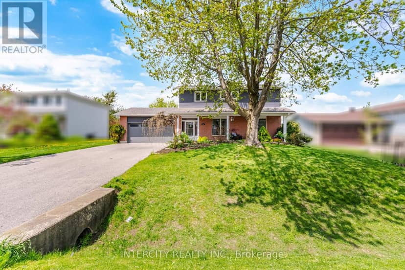 2262 Webb Street, Innisfil, photo 2