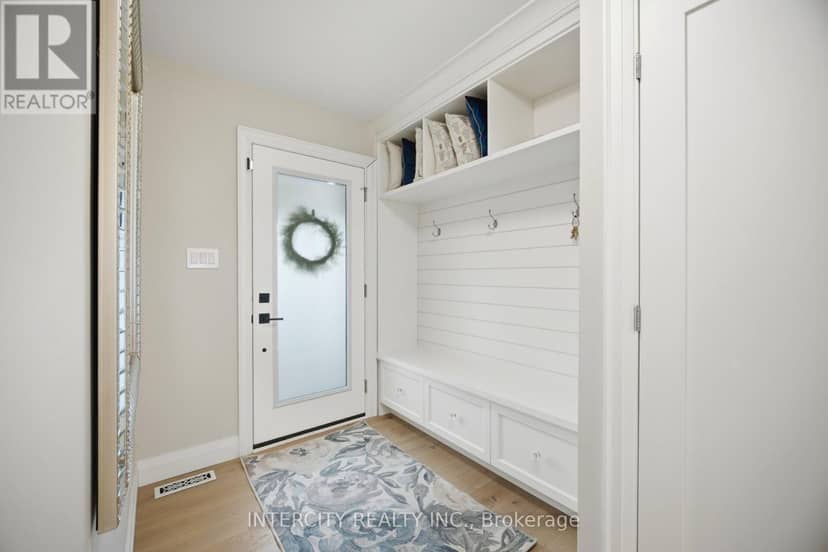 2262 Webb Street, Innisfil, photo 5