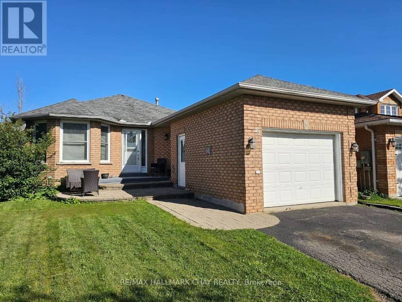 23 Morton Crescent — photo 2 of 24