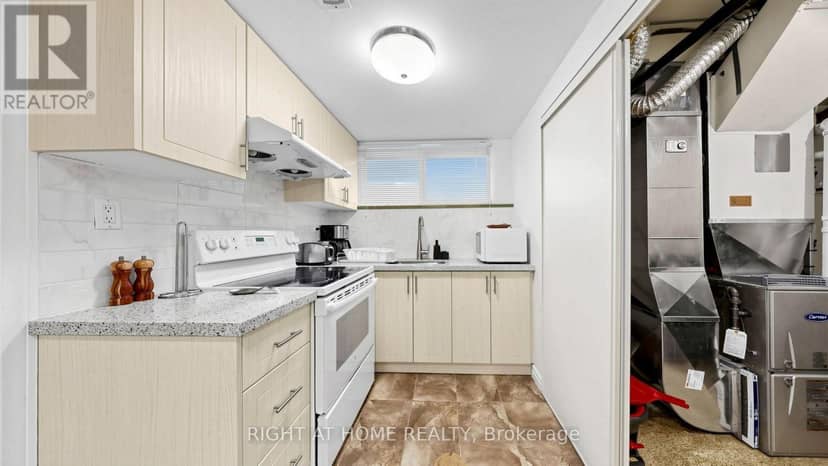7 The Links Road — photo 35 of 40