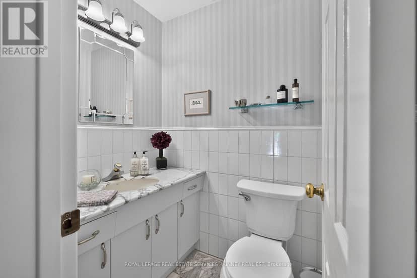 3708 Beechollow Crescent — photo 14 of 34