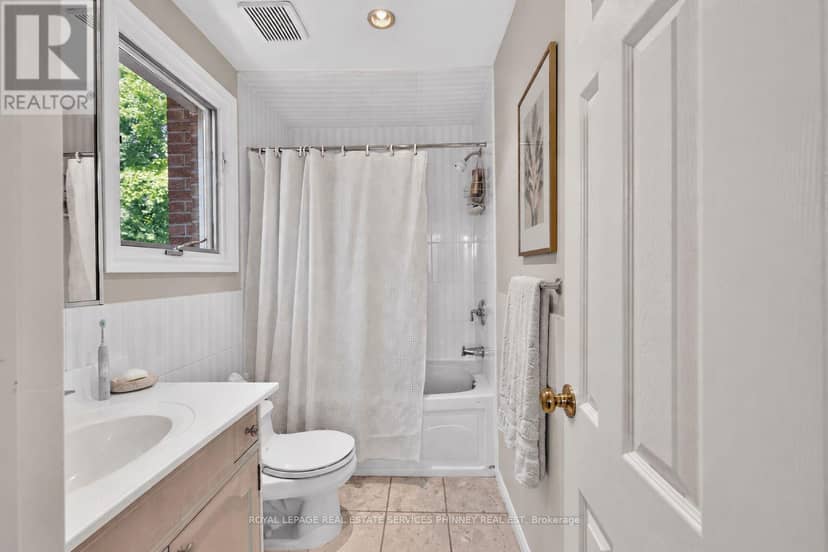 3708 Beechollow Crescent — photo 17 of 34