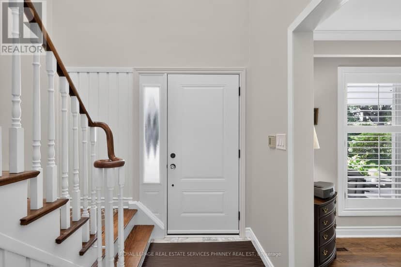 3708 Beechollow Crescent — photo 4 of 34