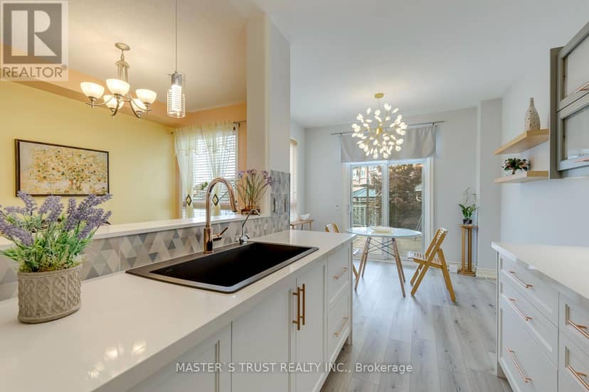 797 Khan Crescent — photo 18 of 40