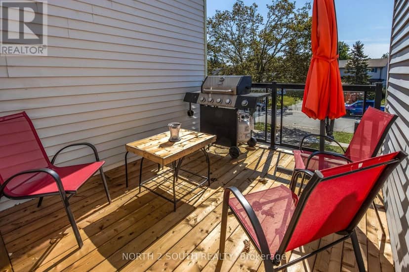 87 Scott Crescent — photo 26 of 35