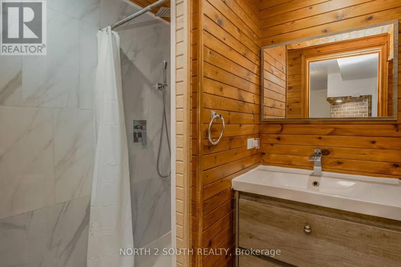 87 Scott Crescent — photo 29 of 35