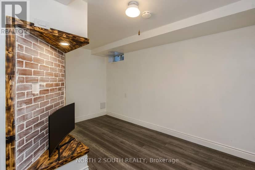 87 Scott Crescent — photo 30 of 35