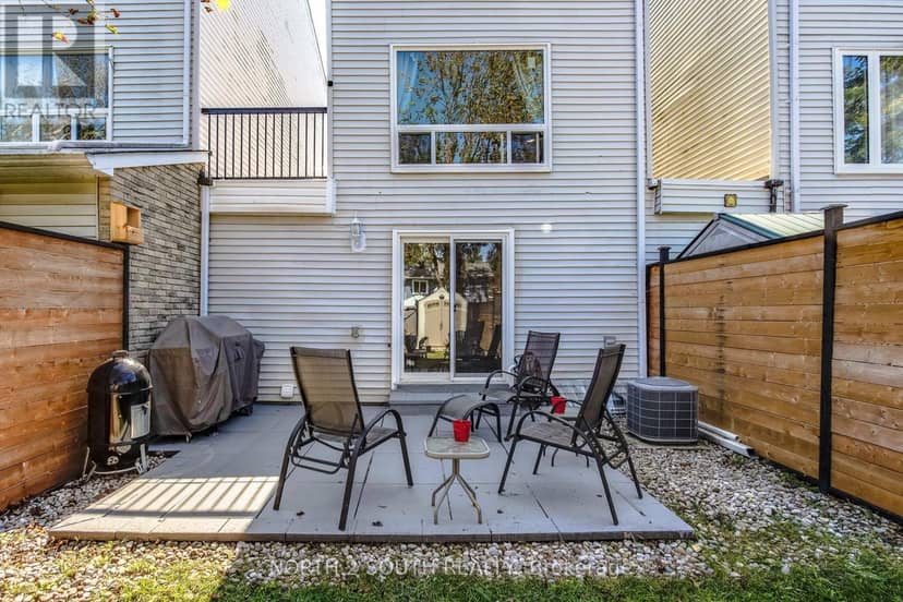 87 Scott Crescent — photo 34 of 35