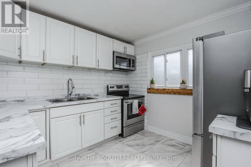 87 Scott Crescent — photo 14 of 35