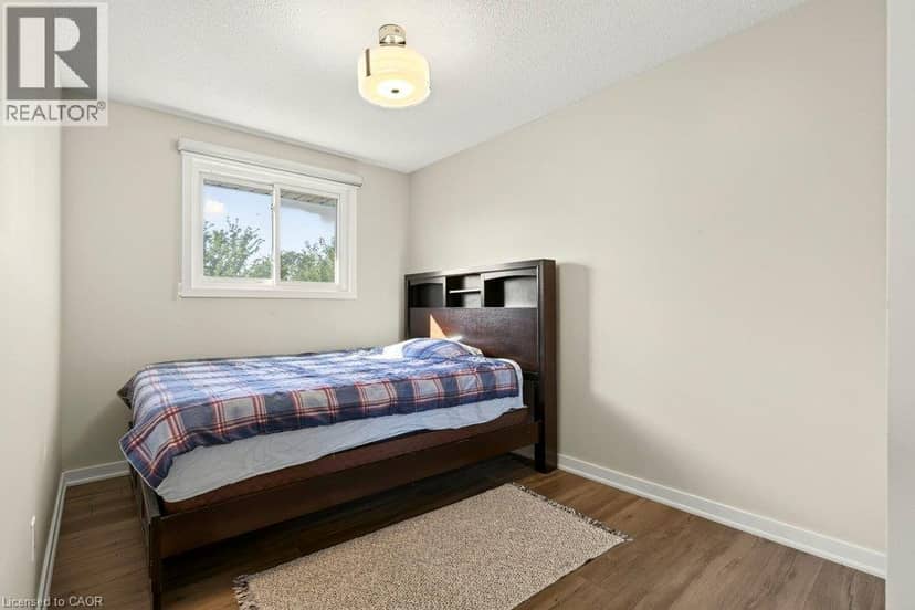 168 BERKINDALE Drive — photo 17 of 29