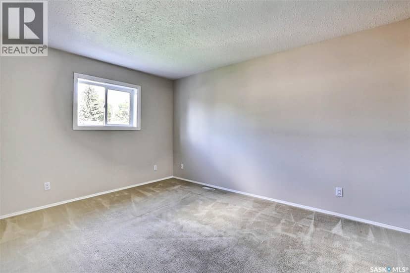 7126 Dalgliesh DRIVE — photo 16 of 39