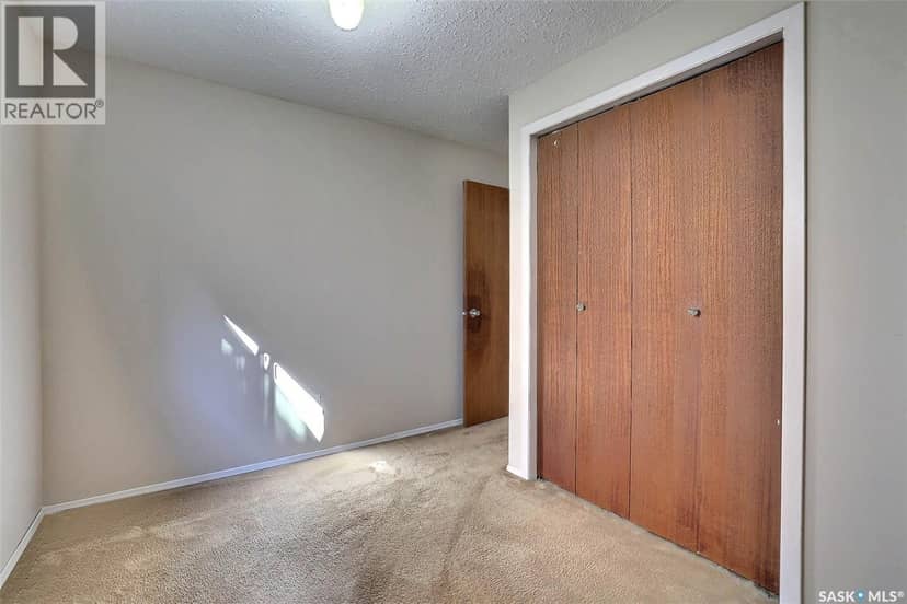 7126 Dalgliesh DRIVE — photo 28 of 39