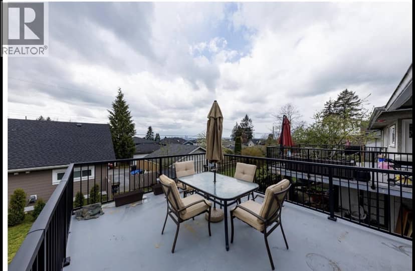 235 W 27TH STREET, North Vancouver, photo 3