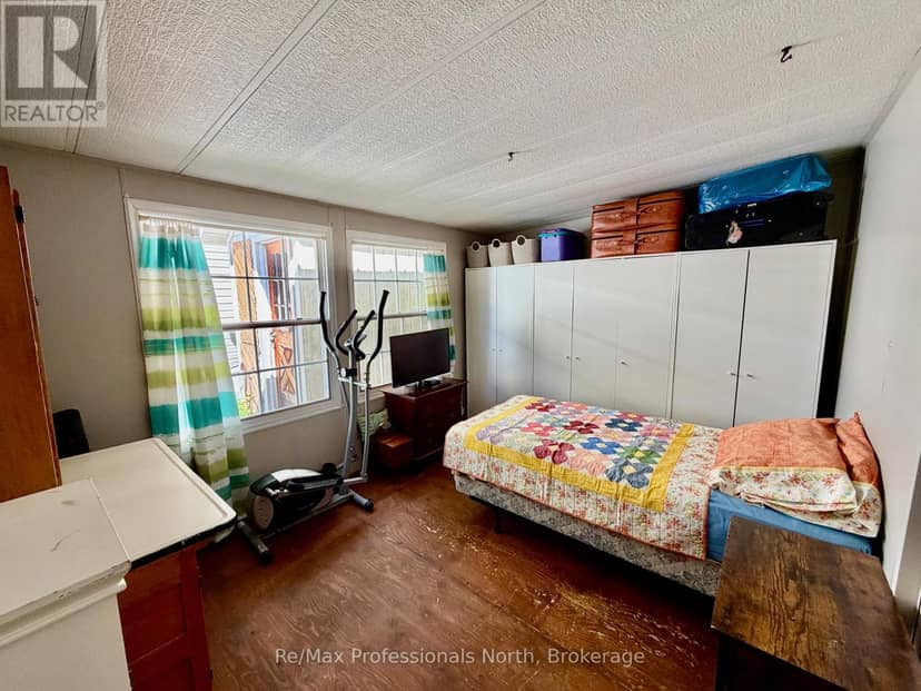 2 - 1007 Racoon Road — photo 14 of 31