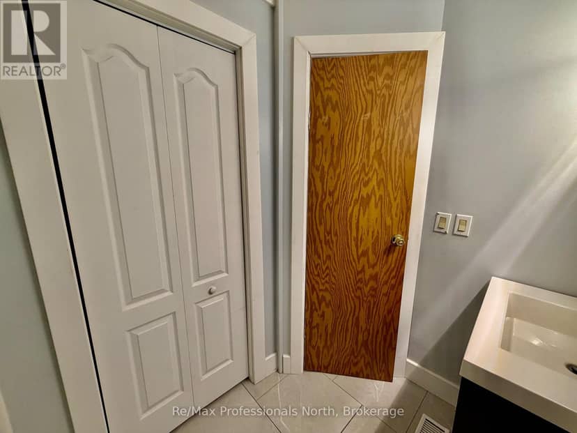 2 - 1007 Racoon Road — photo 21 of 31