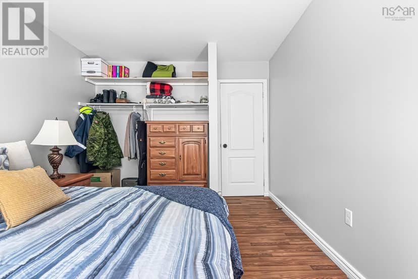 29 Circassion Drive — photo 16 of 31