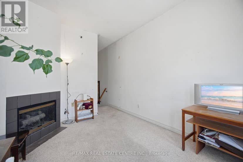 2 - 3 Hartnell Square — photo 20 of 34