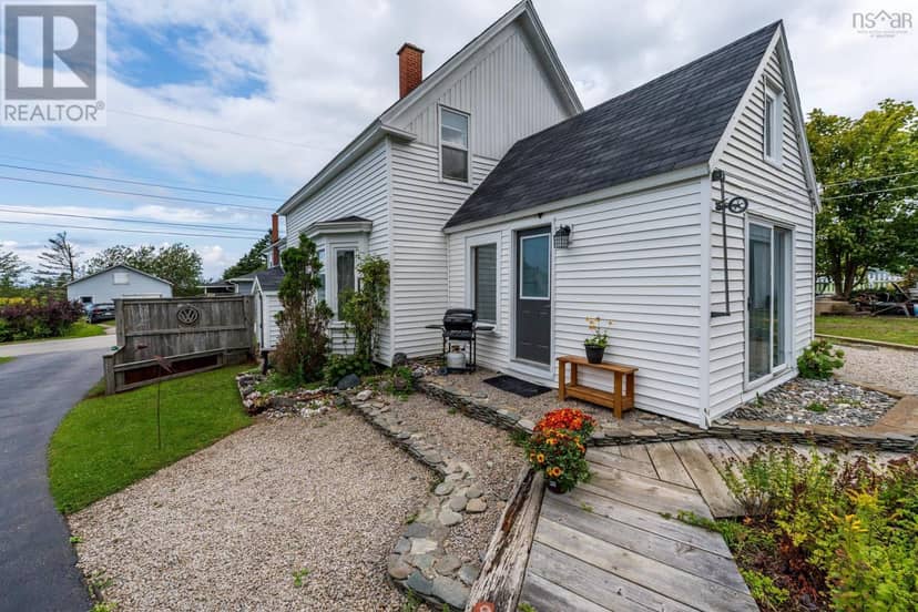 21 Charles Street — photo 19 of 40