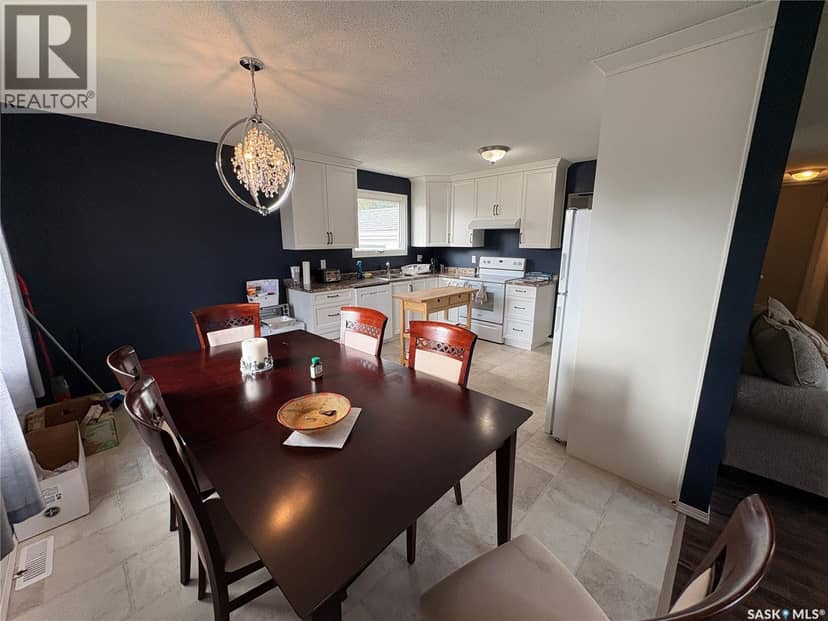 302 Pitt STREET — photo 16 of 35