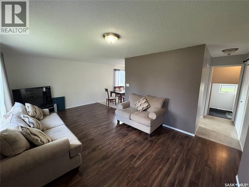302 Pitt STREET — photo 17 of 35