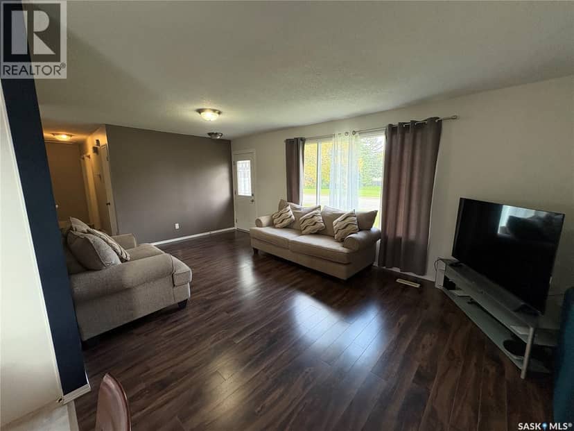 302 Pitt STREET — photo 18 of 35