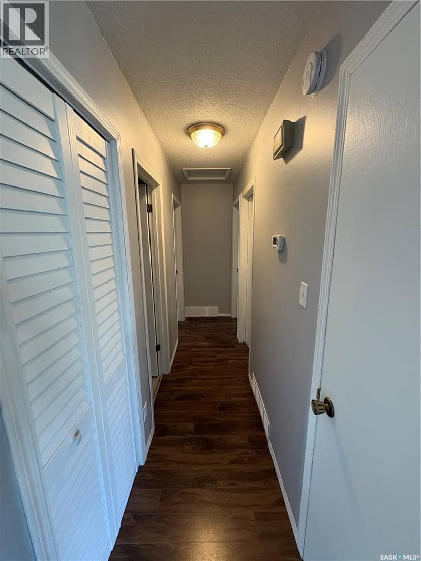 302 Pitt STREET — photo 19 of 35