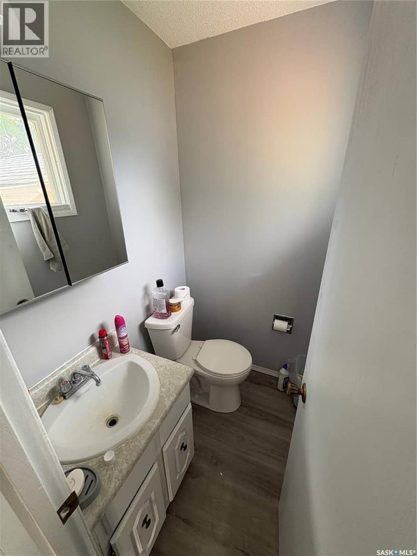 302 Pitt STREET — photo 21 of 35