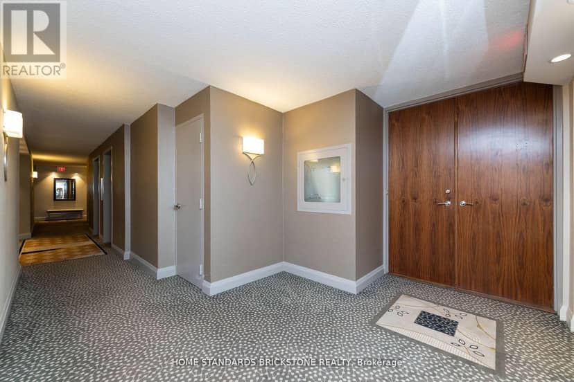 9D - 66 Collier Street — photo 3 of 32