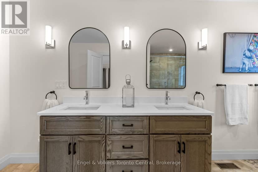 360 Yellow Birch Crescent — photo 24 of 40