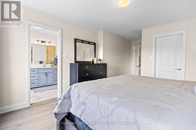 360 Yellow Birch Crescent — photo 27 of 40