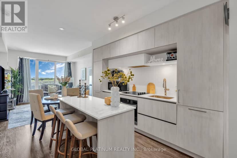 713 - 6 David Eyer Road, Richmond Hill, photo 6