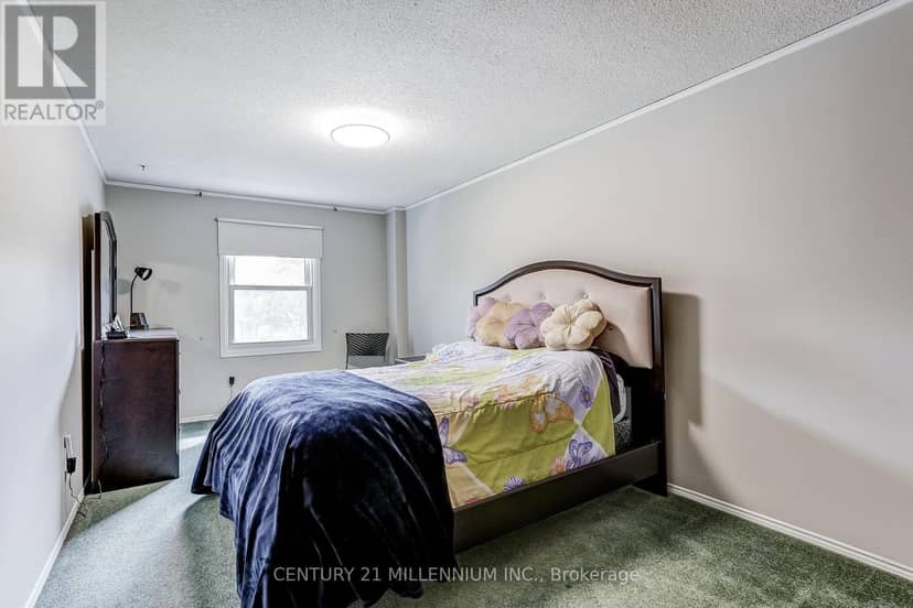 82 Horton Crescent — photo 28 of 40